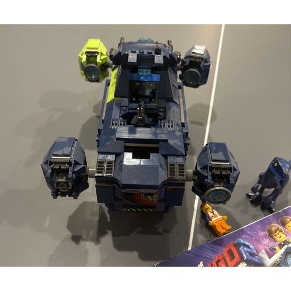LEGO The LEGO Movie 2: Rex's Rexplorer! (70835) - Picture 3 of 4